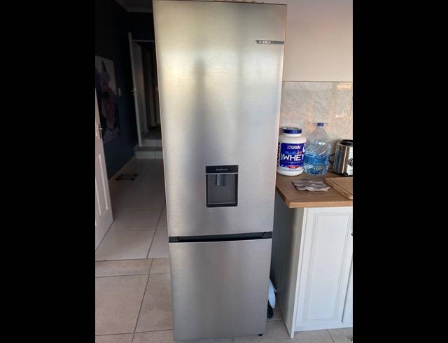2 BEDROOM APARTMENT RENTED IN SEAVIEW